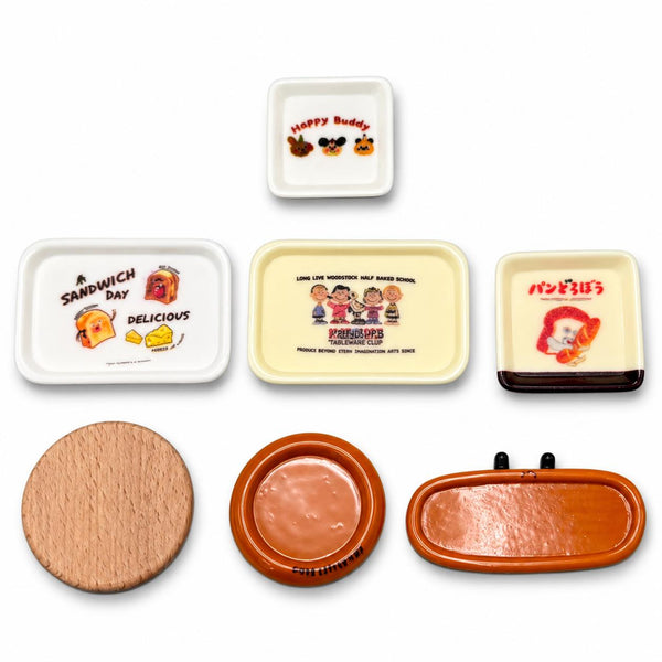 FANJUN-AMTECH 7-Piece 3D Shapes Miniature Plate Display Accessories Set for Home Decor, Statues & Figurines Display