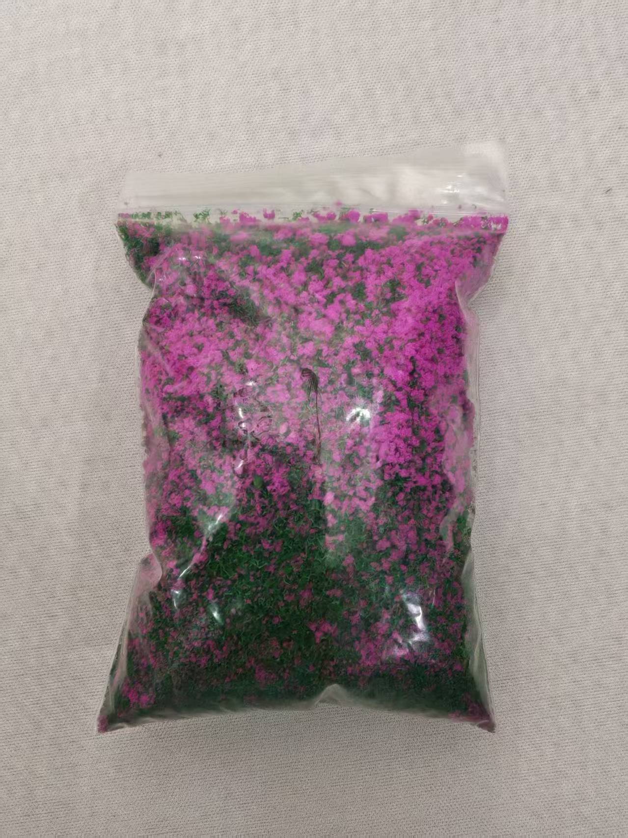 Grass Powder and Moss