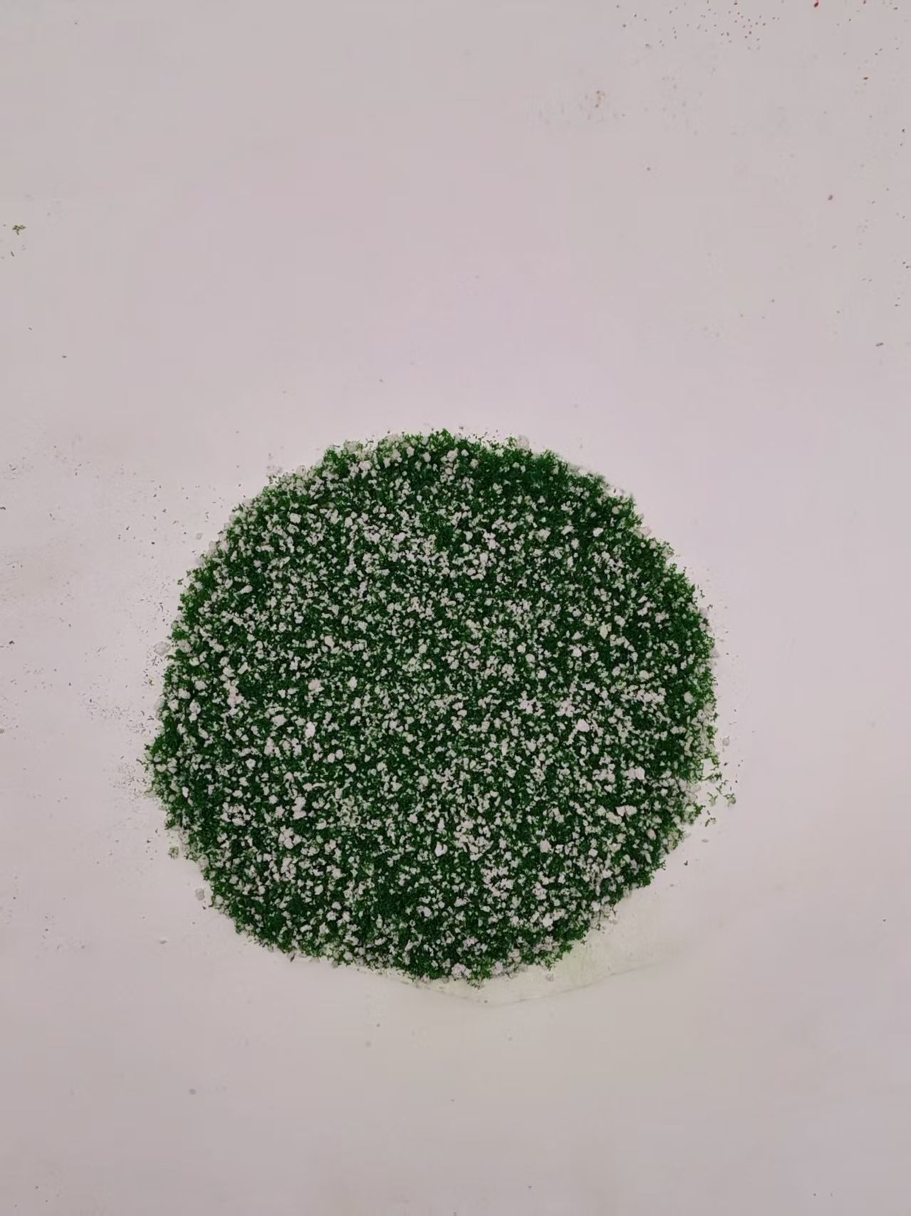 Grass Powder and Moss