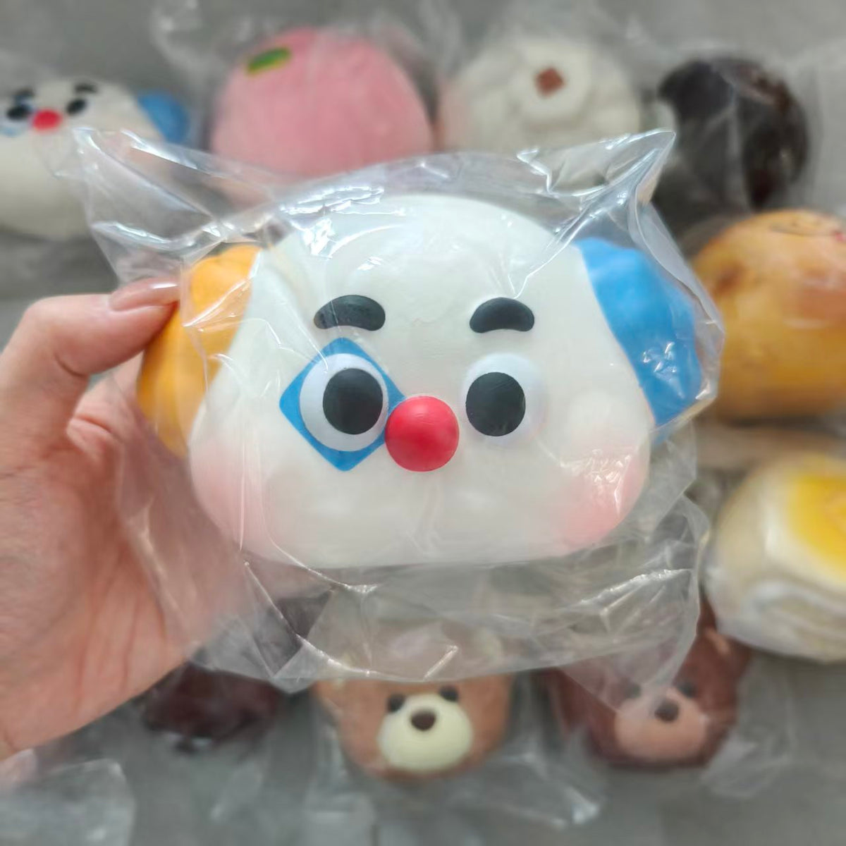 Mido Red-Nose Clown